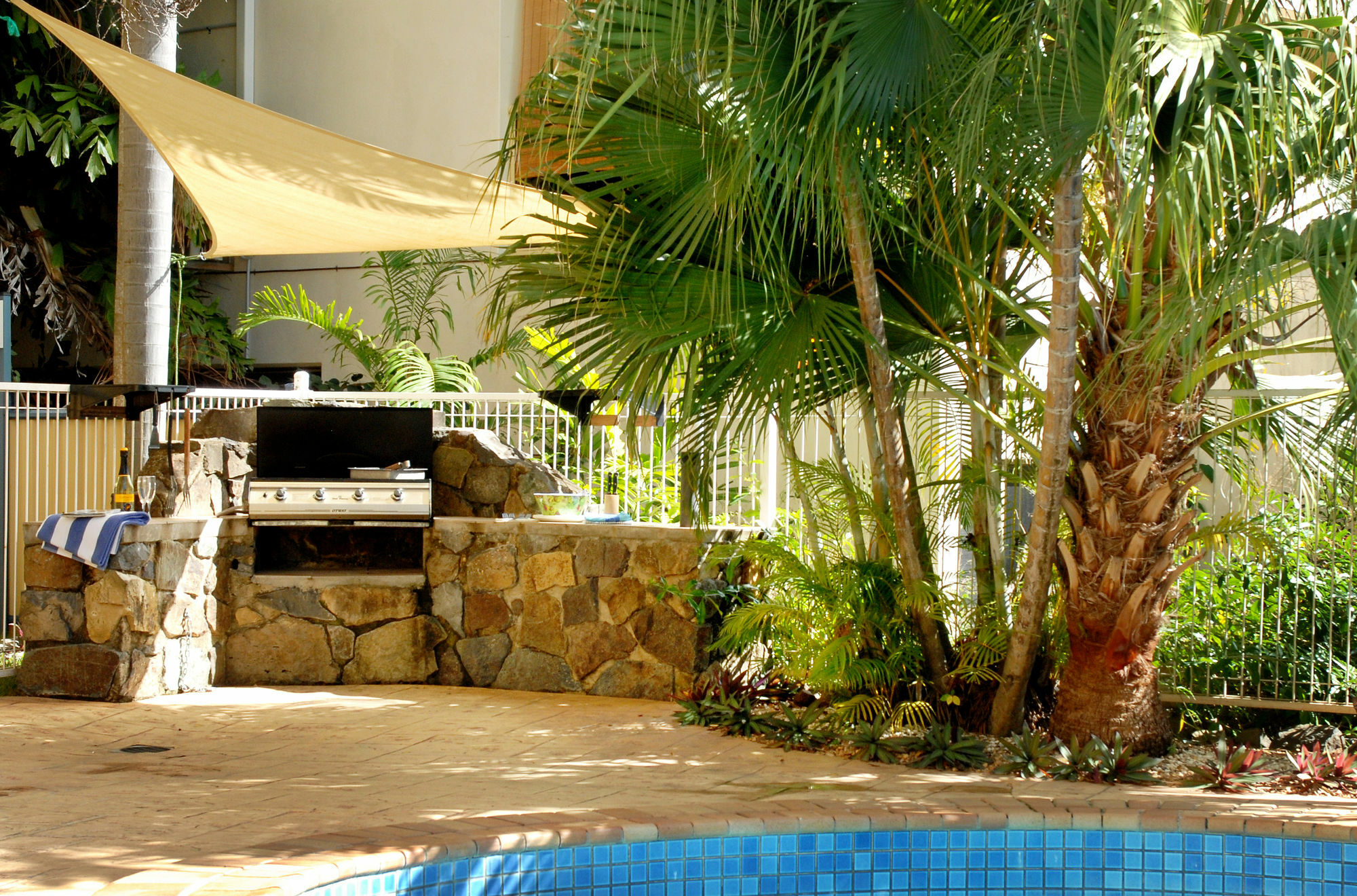 Coral Sea Vista Apartments Airlie Beach Buitenkant foto